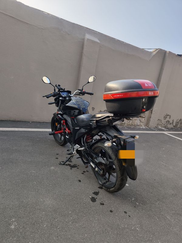 二手济南铃木极客飒 Gixxer 155 NK