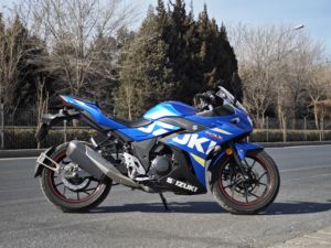 二手豪爵铃木GSX250R