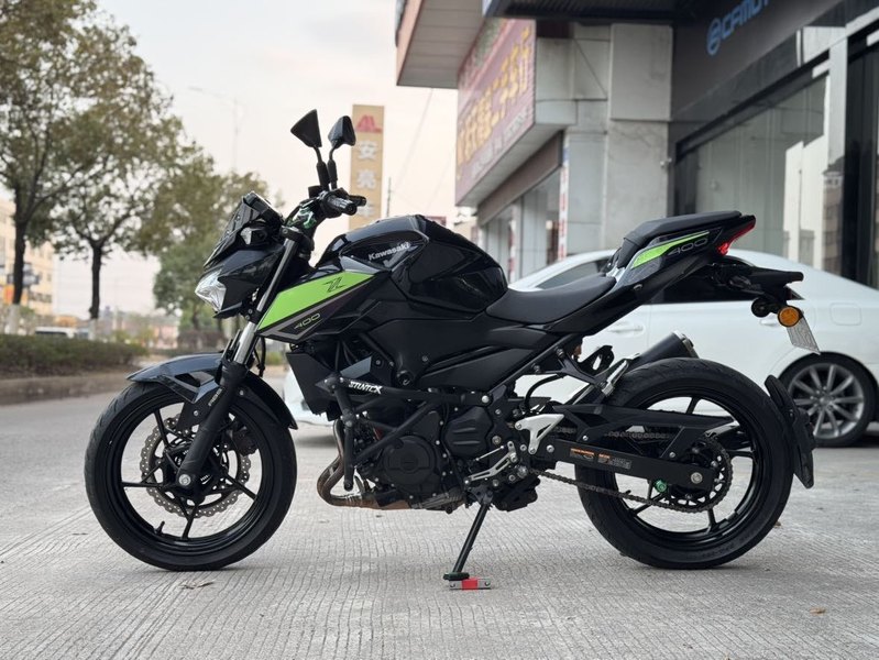 二手川崎Z400