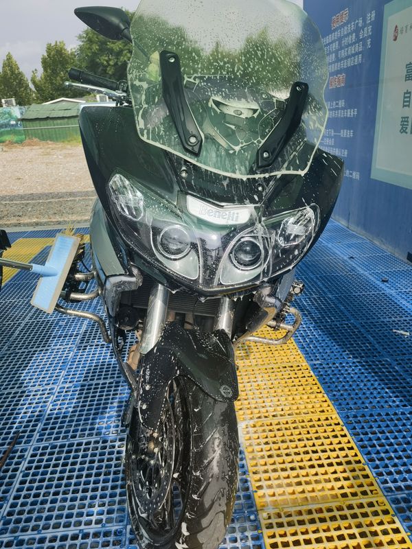 二手贝纳利600GC