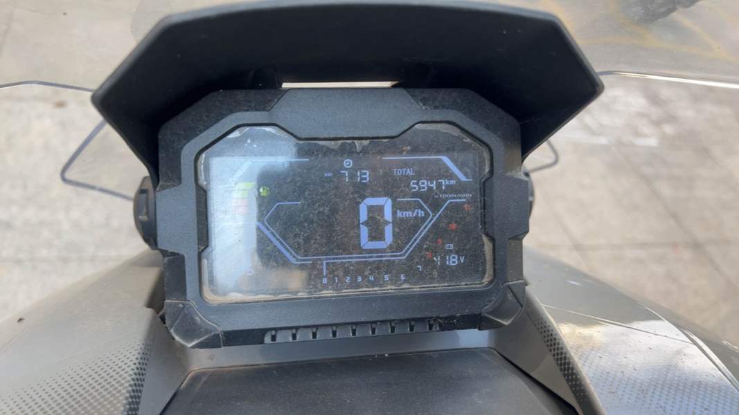 二手布雷斯通极宙 ADV150