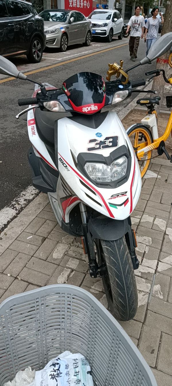 二手宗申比亚乔BYQ150T-5F