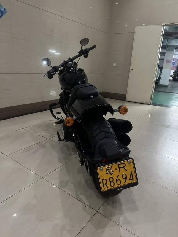 二手哈雷戴维森肥霸 Fat Bob