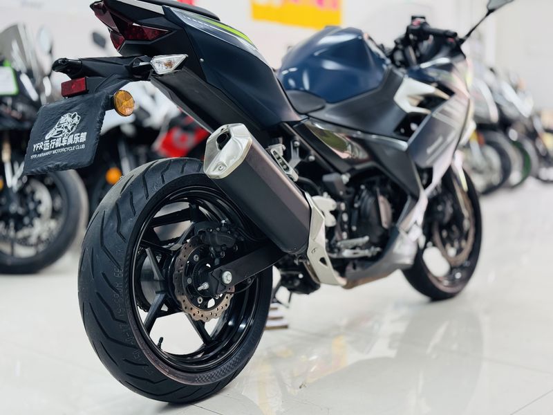 二手川崎Ninja 400