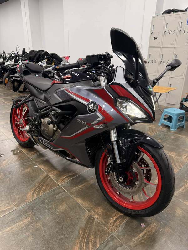二手QJMOTOR赛400