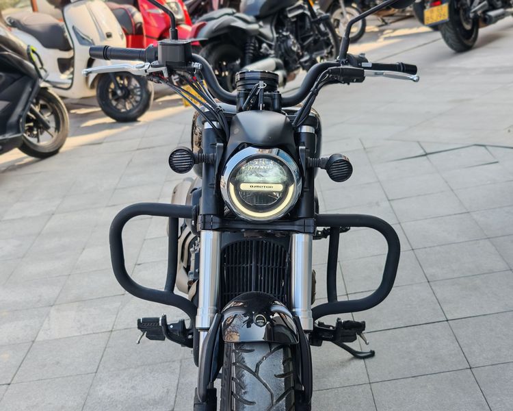 二手QJMOTOR闪300