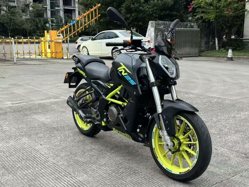 二手贝纳利小黄龙 TNT25