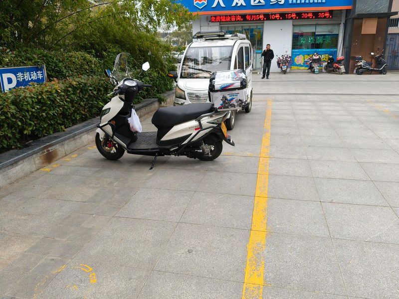 二手济南铃木优驿 UE125T