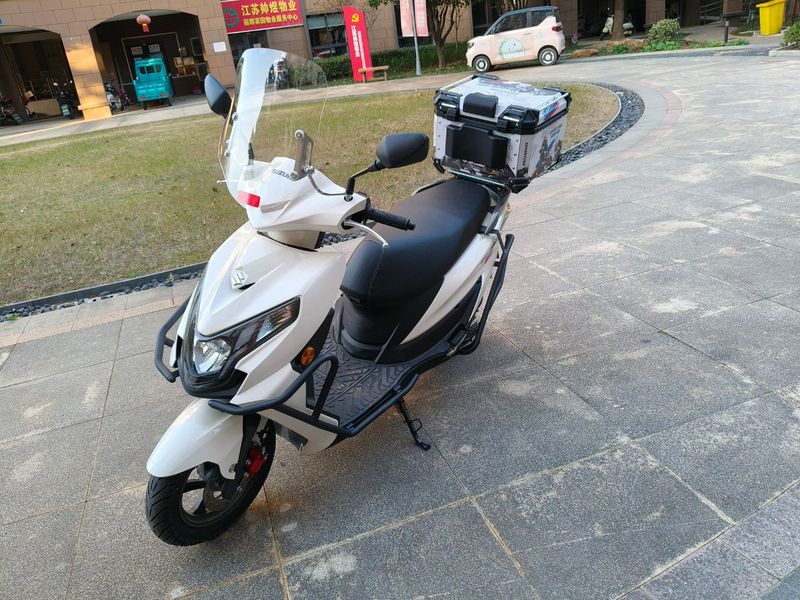 二手济南铃木优驿 UE125T
