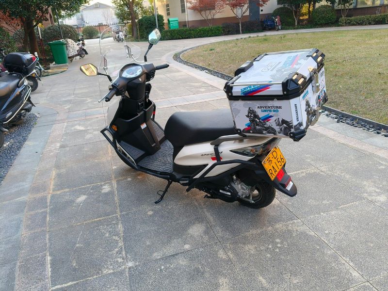 二手济南铃木优驿 UE125T