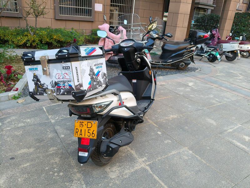 二手济南铃木优驿 UE125T