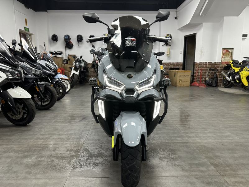 二手三阳哈士奇 Husky ADV150