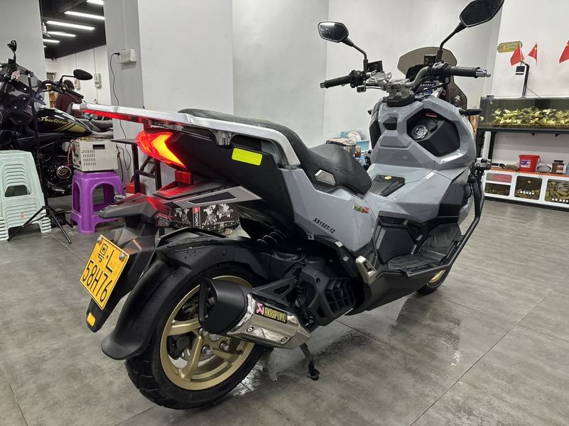 二手三阳哈士奇 Husky ADV150