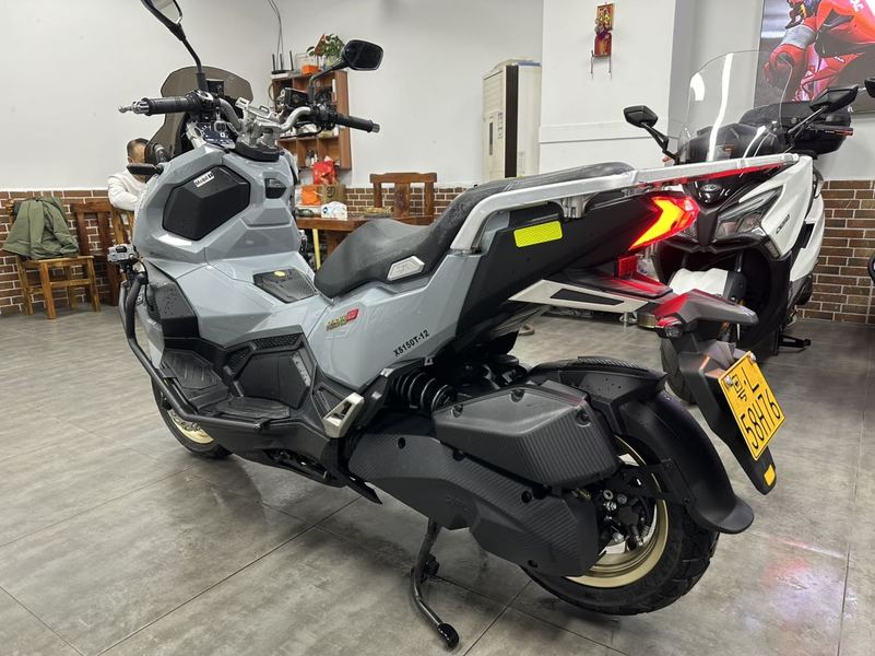 二手三阳哈士奇 Husky ADV150