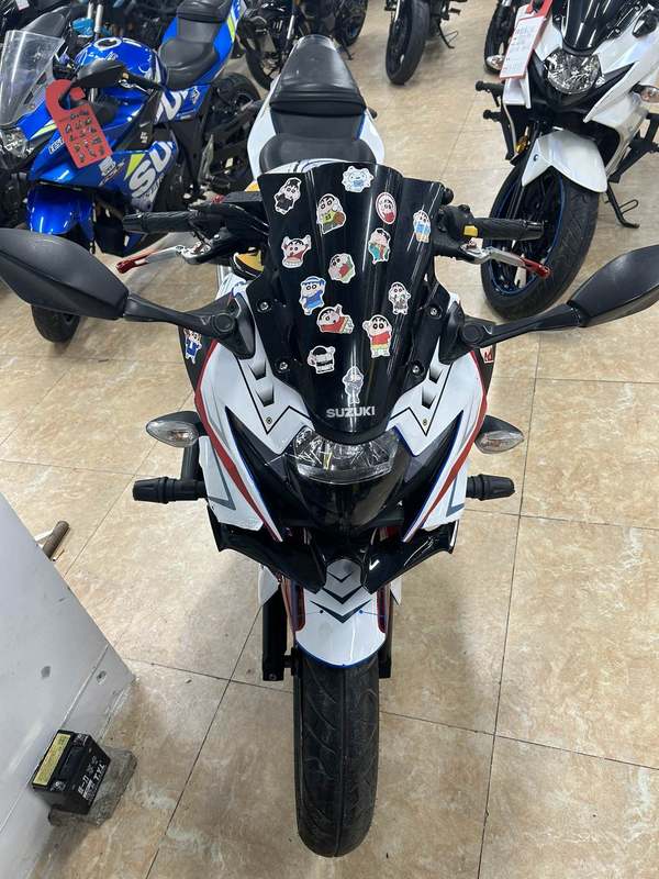 二手豪爵铃木GSX250R