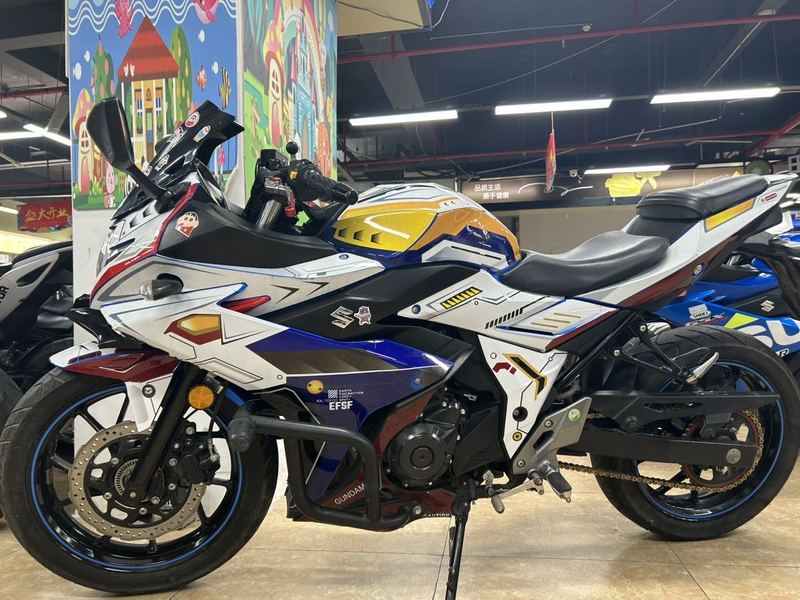 二手豪爵铃木GSX250R