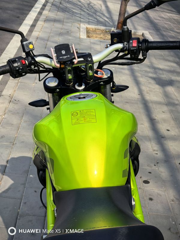 二手贝纳利蓝宝龙 BN302S