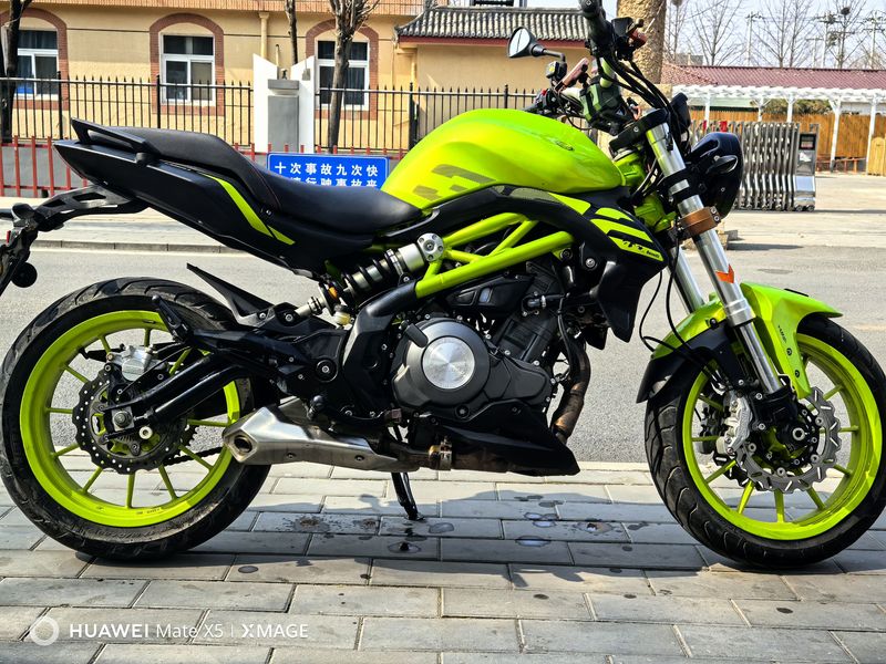 二手贝纳利蓝宝龙 BN302S