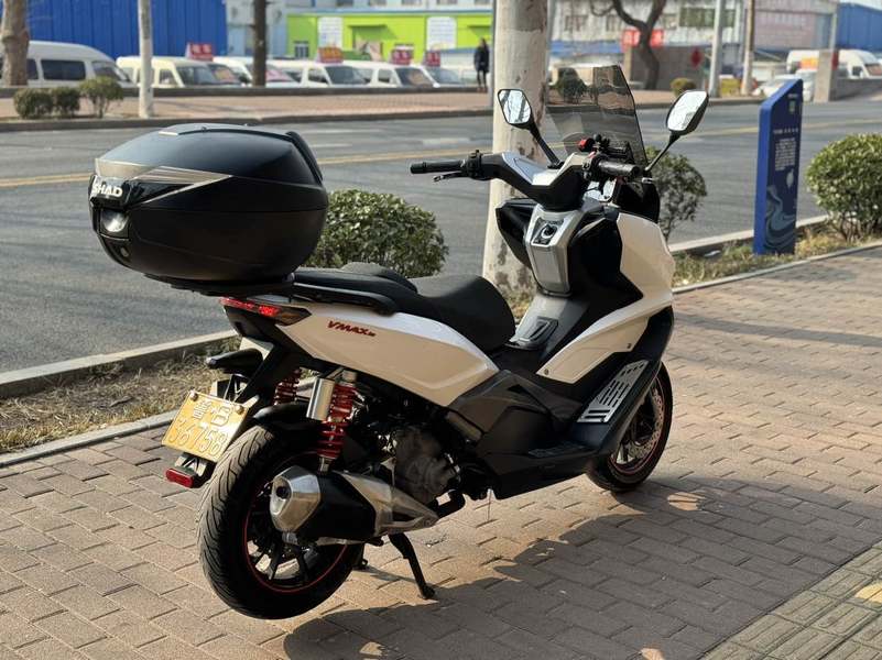 二手龙嘉VMAX ie300