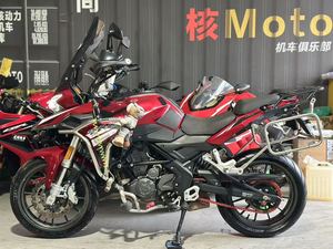 二手贝纳利金鹏 TRK251