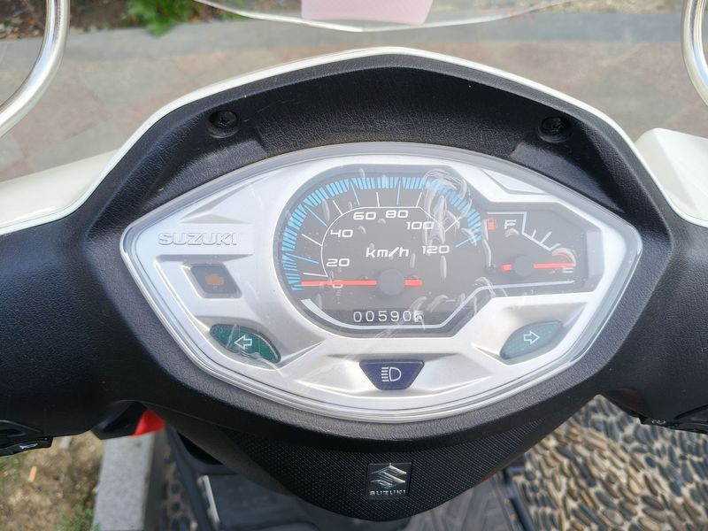 二手济南铃木优驿 UE125T