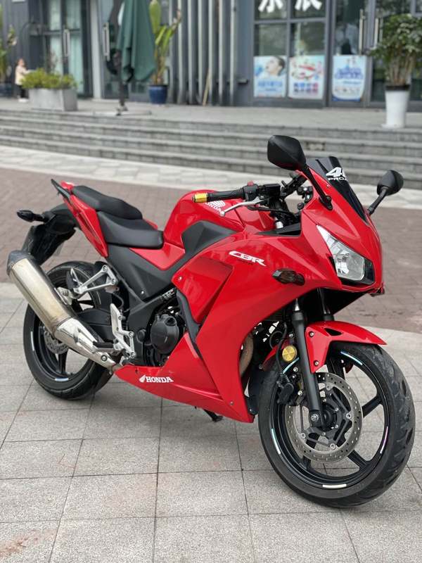 二手本田CBR300R