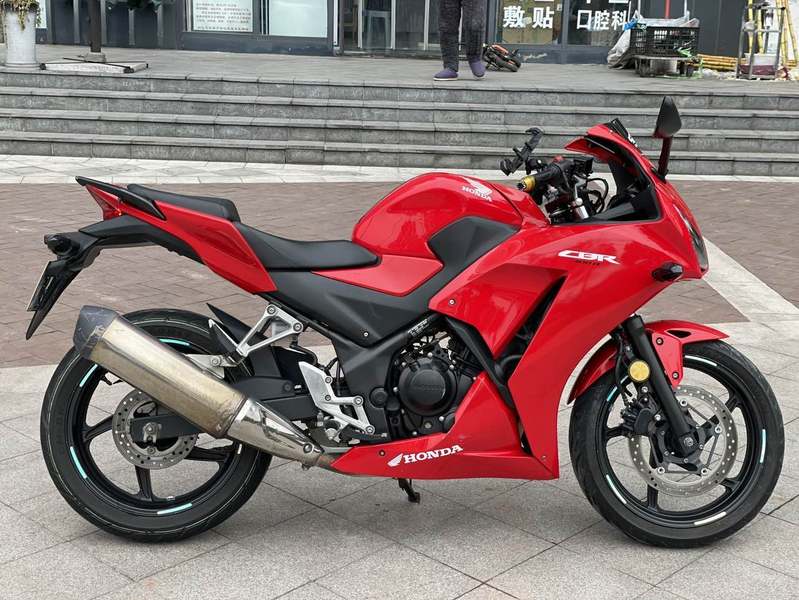 二手本田CBR300R