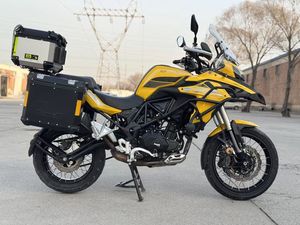 二手贝纳利金鹏 TRK502