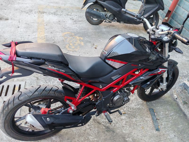 二手贝纳利红宝龙 TNT150i