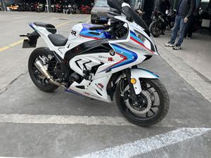 二手宝雕BD400RR