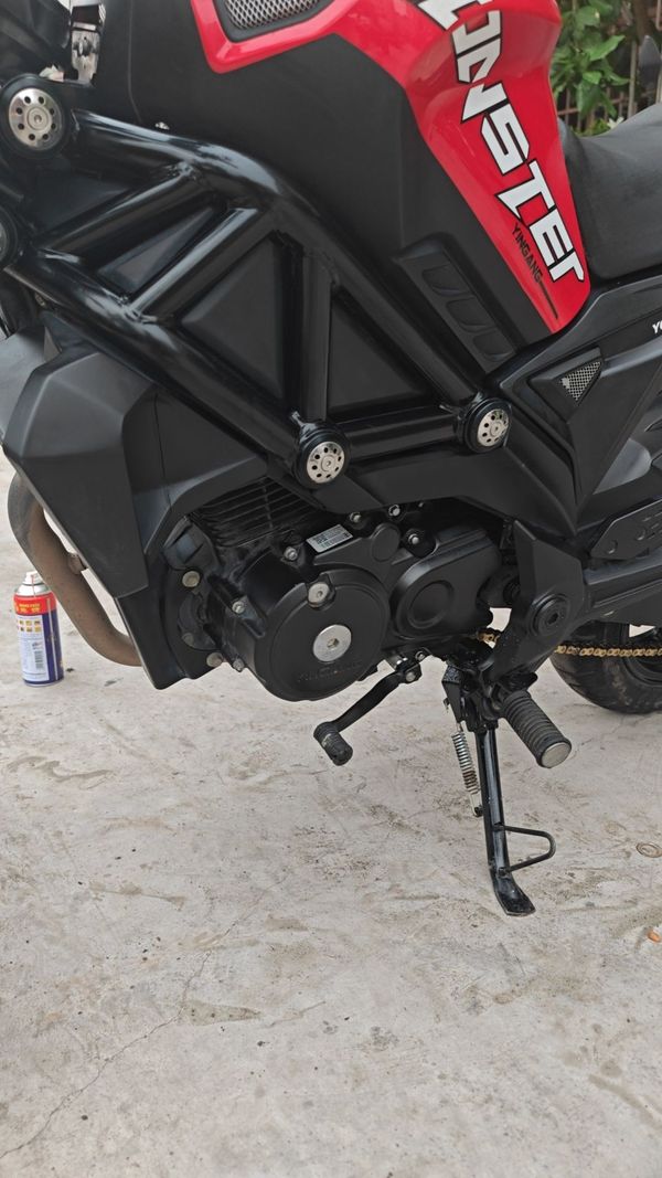 二手银钢小怪兽150