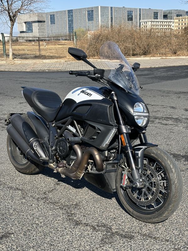 二手杜卡迪Diavel Carbon