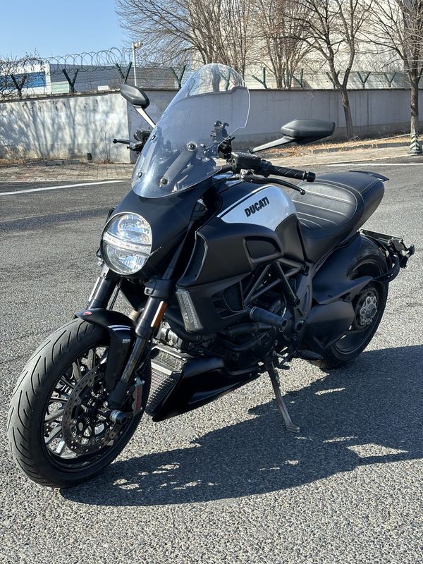 二手杜卡迪Diavel Carbon