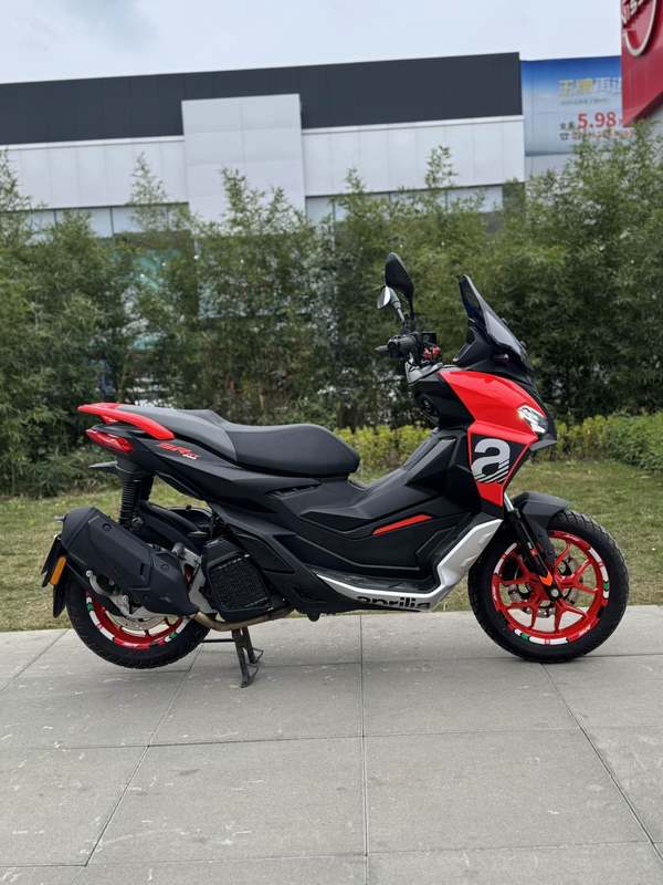 二手阿普利亚SR GT 200