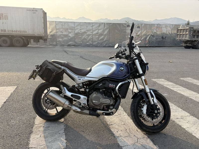 二手QJMOTOR逸550