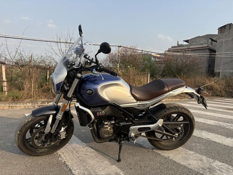 二手QJMOTOR逸550