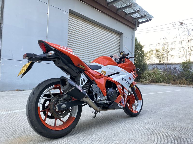 二手豪爵铃木GSX250R