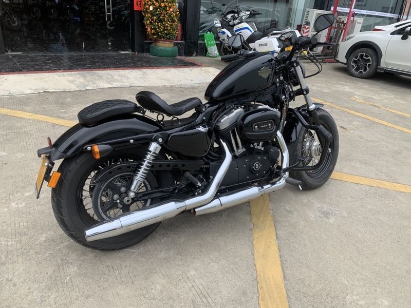 二手哈雷戴维森1200 Custom