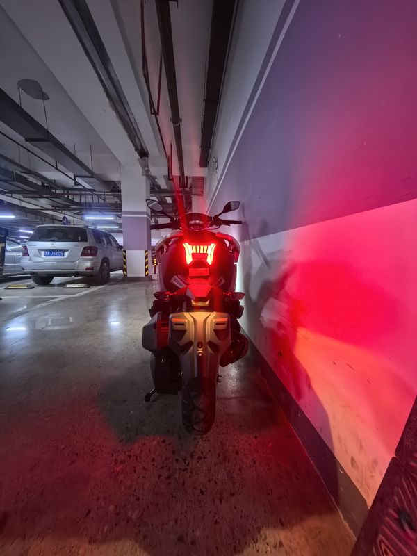 二手三阳哈士奇 Husky ADV150