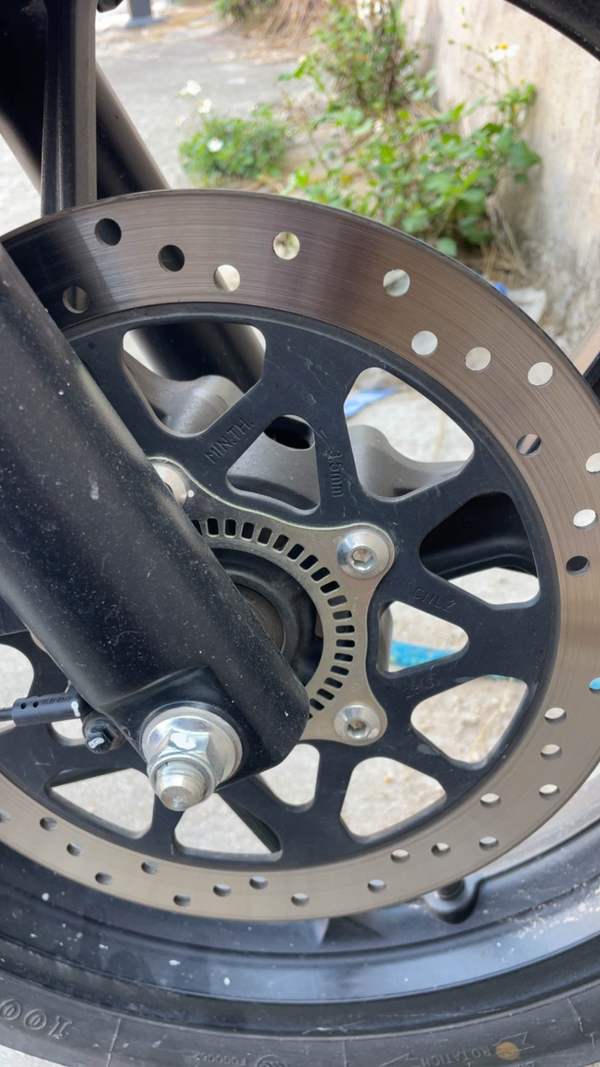 二手济南铃木极客飒 Gixxer 155 NK