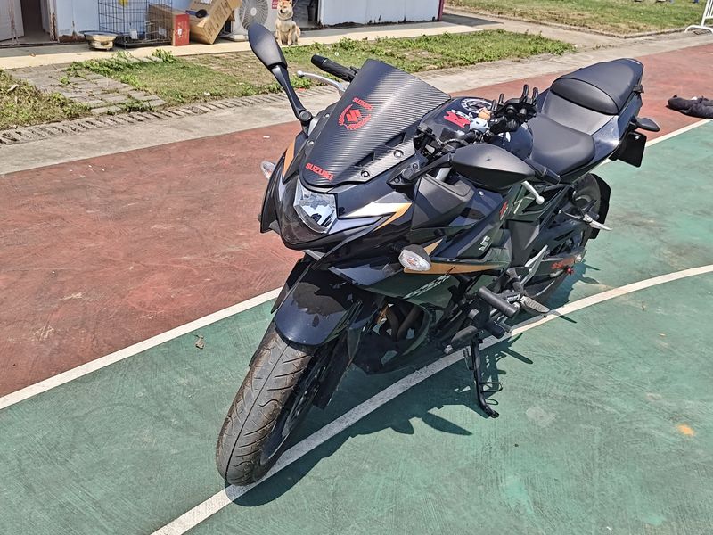 二手豪爵铃木GSX250R