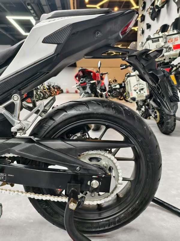 二手本田CB400F