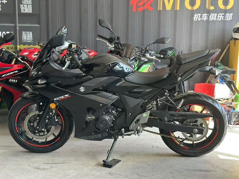 二手豪爵铃木GSX250R