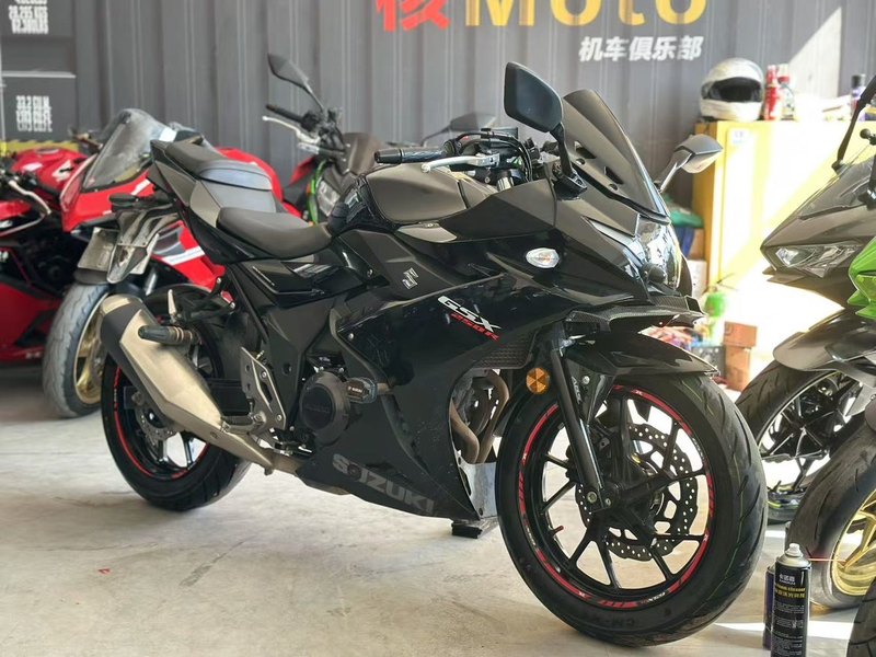 二手豪爵铃木GSX250R