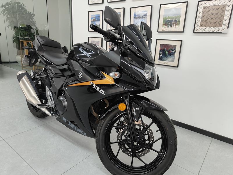 二手豪爵铃木GSX250R