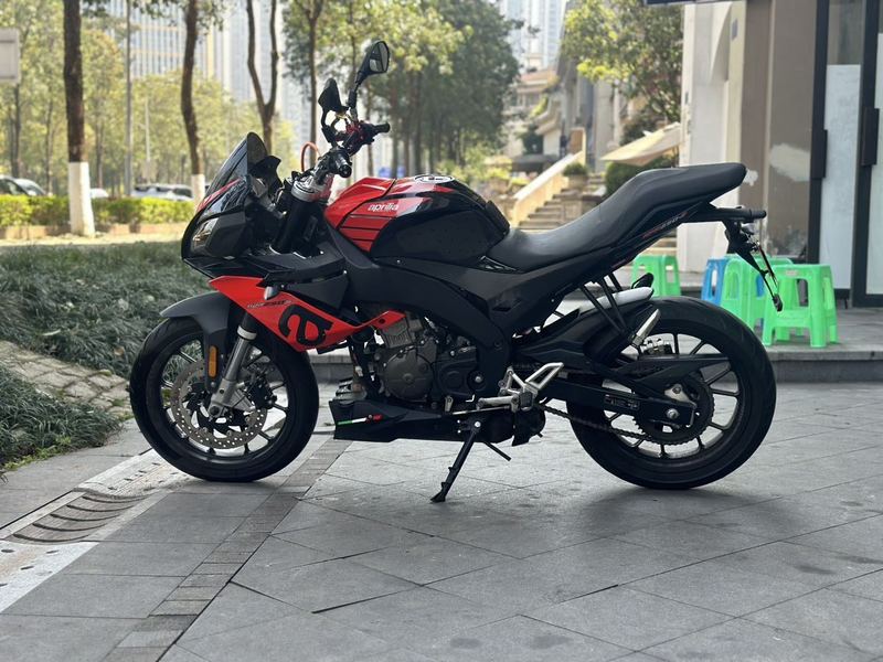 二手宗申阿普利亚GPR250S