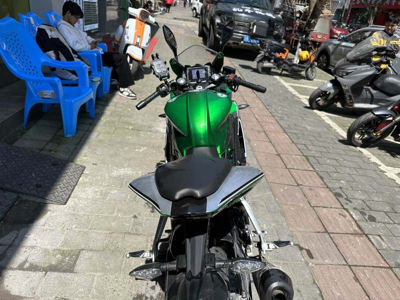 二手贝纳利龙卷风 Tornado 252R