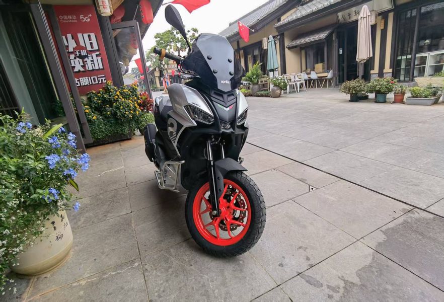 二手阿普利亚SR GT 200