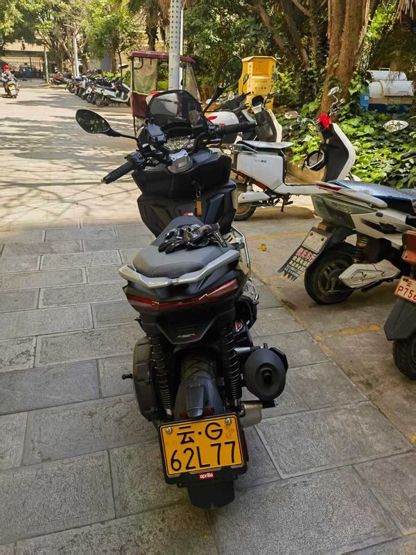 二手阿普利亚SR GT 200