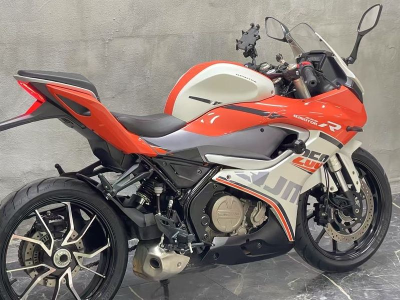 二手QJMOTOR赛250